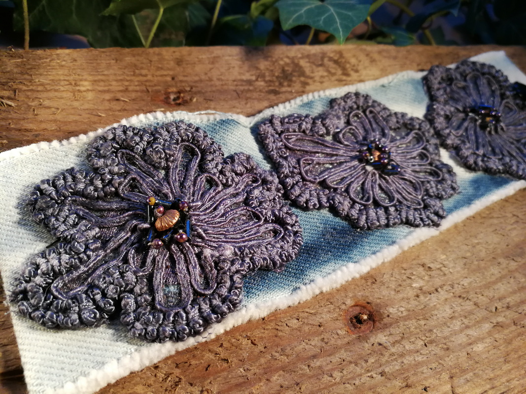 DENIM SUMMER BLOOM